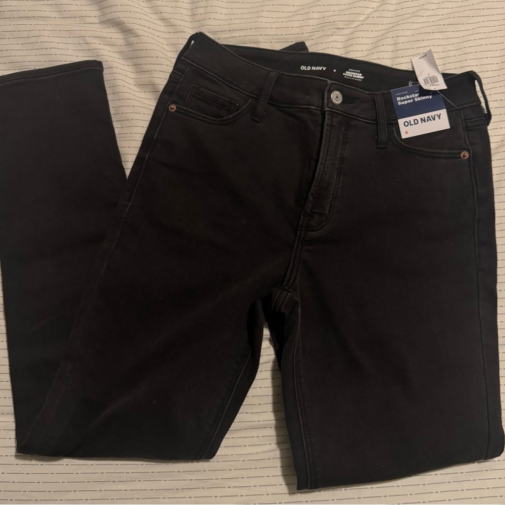 Old Navy Women’s High Rise Black Skinny Jeans
